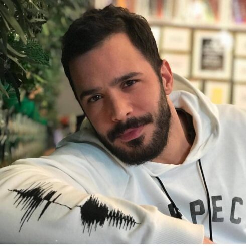 съпруг на Гупсе