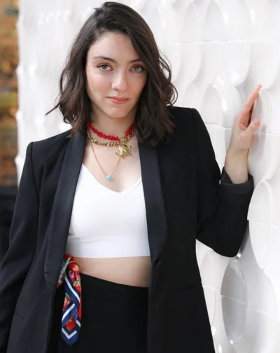 Merve Dizdar, Мерве Диздар