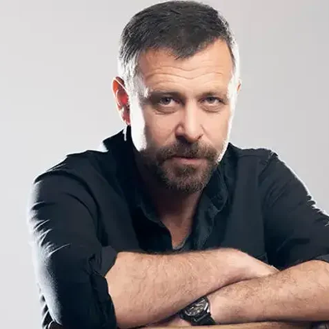 Nejat İşler, Нежат Ишлер