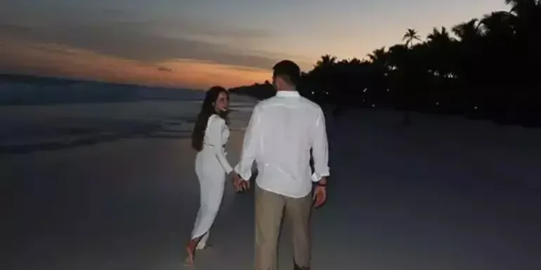 Зейнеп от "Безгранична любов" празнува годишнина